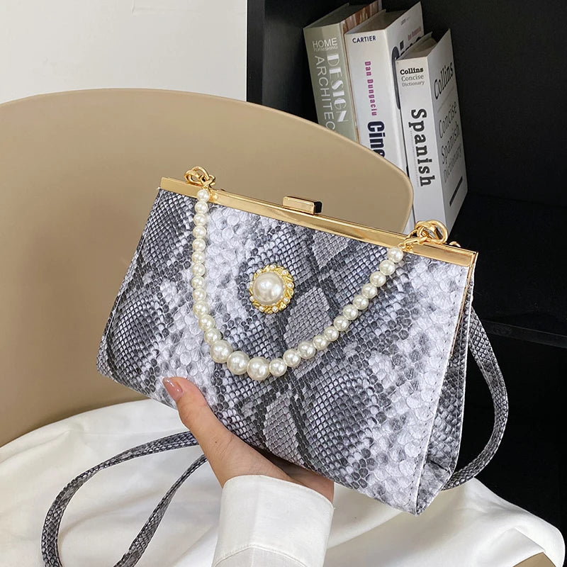 Floral Frame Chain Handbag