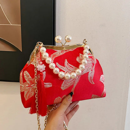 Vintage Embroidered Chain Purse