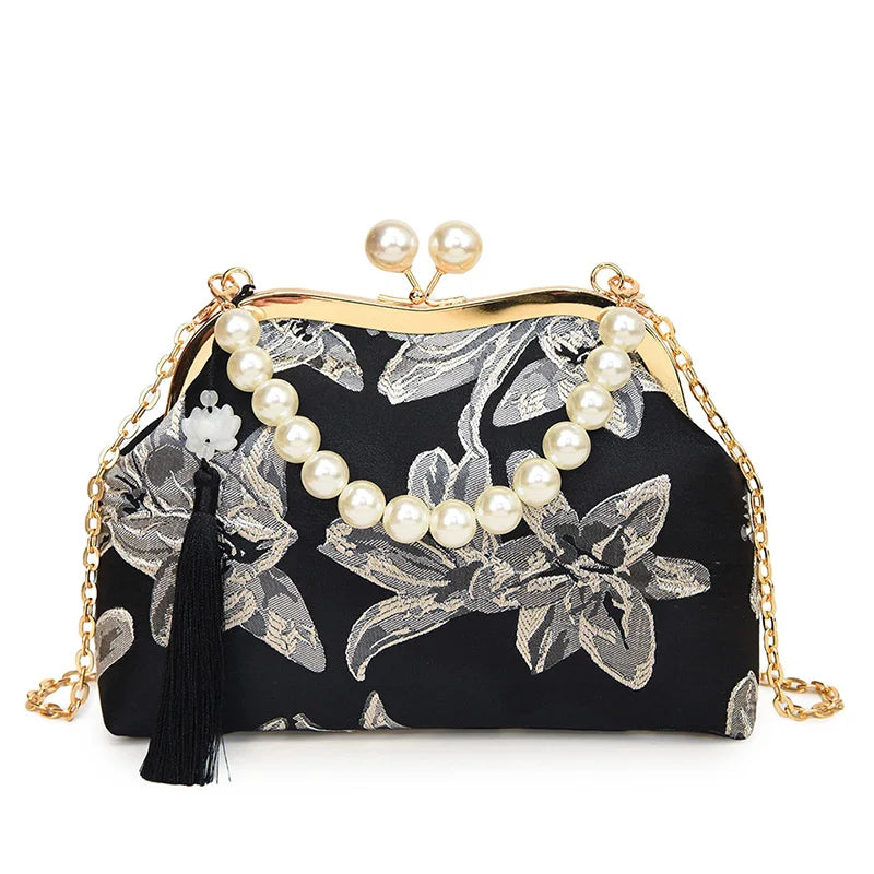 Vintage Embroidered Chain Purse