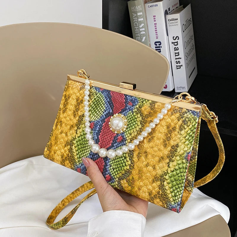 Floral Frame Chain Handbag
