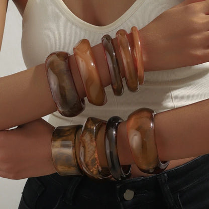 Brown Resin Geometric Bangle