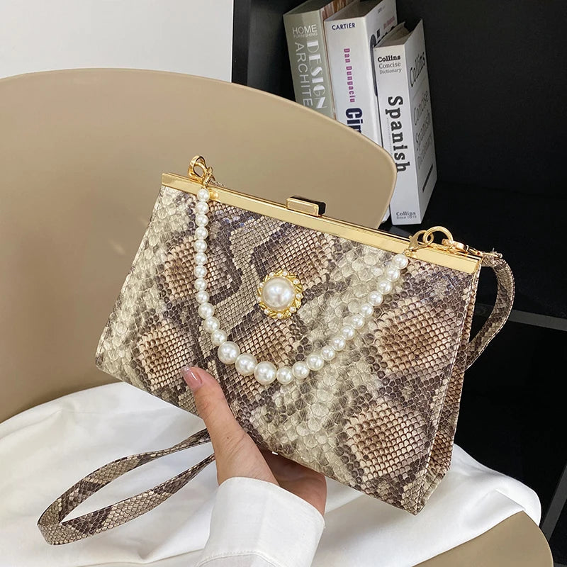 Floral Frame Chain Handbag
