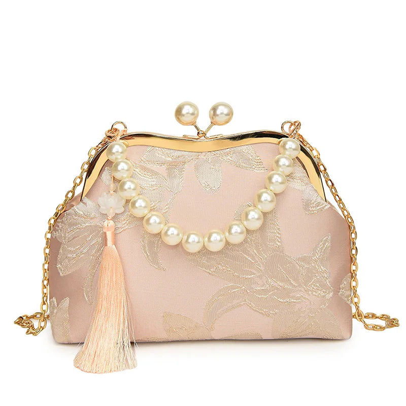 Vintage Embroidered Chain Purse